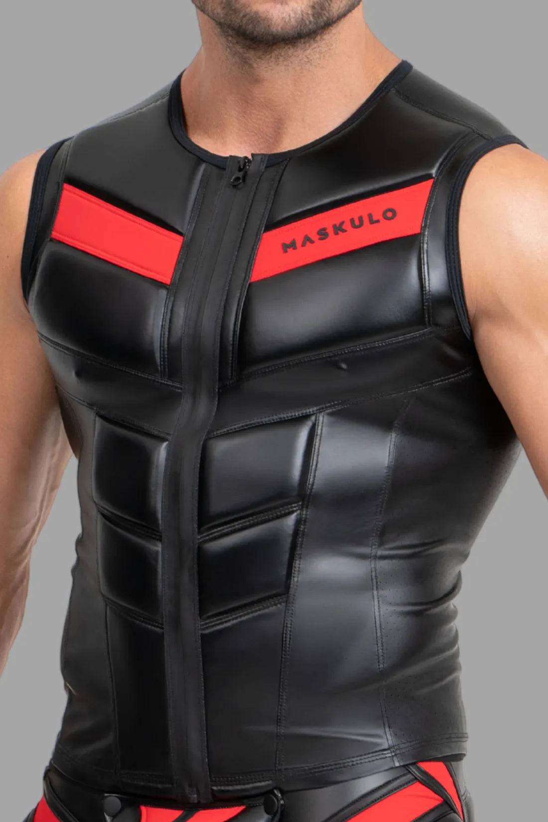 Zippered Vest. Black and Red