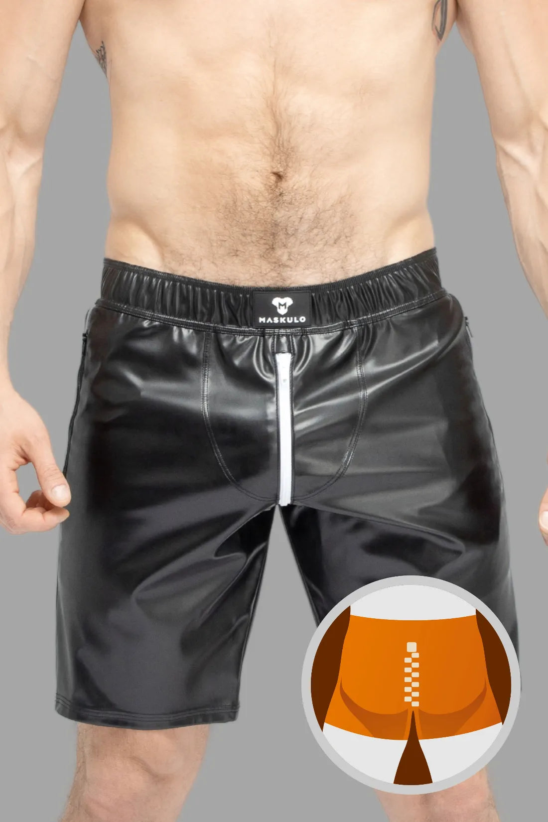 Skulla. Fußballshorts aus Kunstleder. Schwarz und Weiß