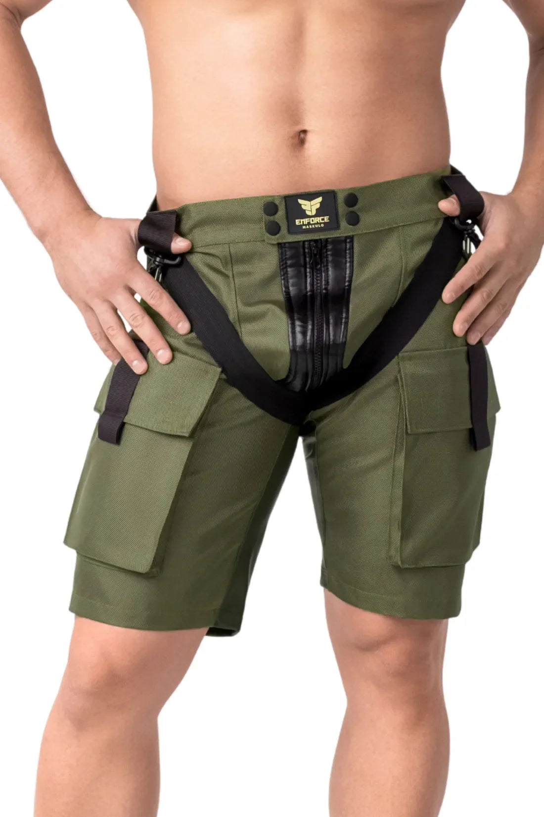 Hacer cumplir. Pantalones cortos tipo cargo con cremallera en los dos lados. Verde &