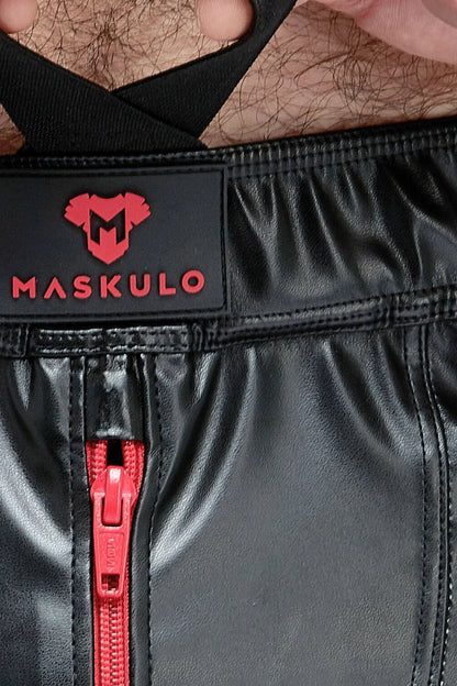 Skulla. Pantalón corto de polipiel para correr. Negro+rojo