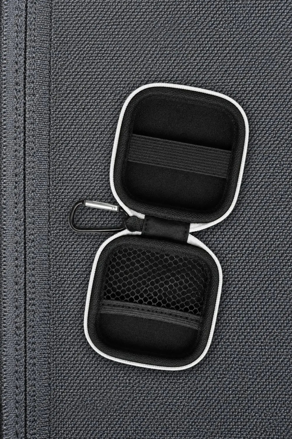 Leonardo Wanderlust. Carabiner Zip-Case. White - Maskulo - MCS102-YX- Maskulo EU Global Online Store