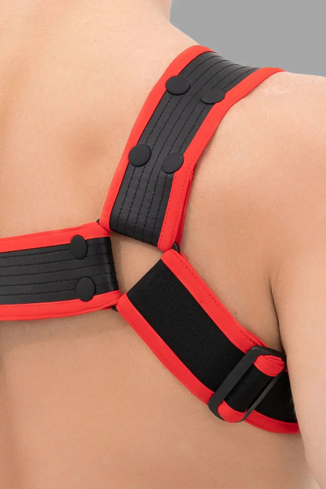 Outtox Bulldog Harness with Snaps in Black and Red from Maskulo Global (EU) Store. High-quality fashion accessory for a bold look.